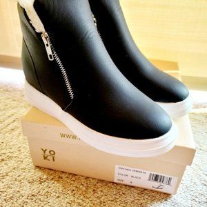 Yoki Black Side-Zip Demian Hi-Top Sneaker - Women Size: 6